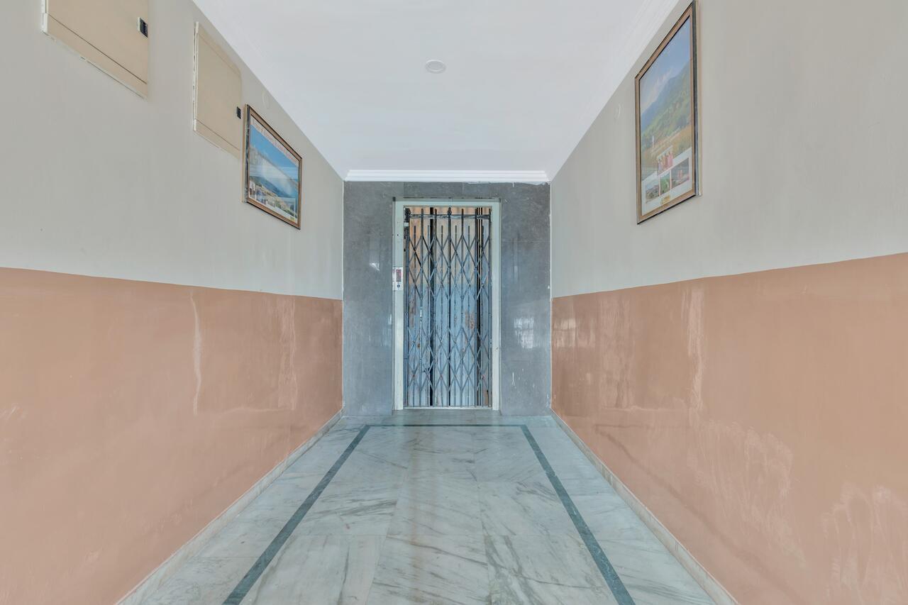 Oyo 11428 Hotel Krishna'S Residency Haidarábád Kültér fotó