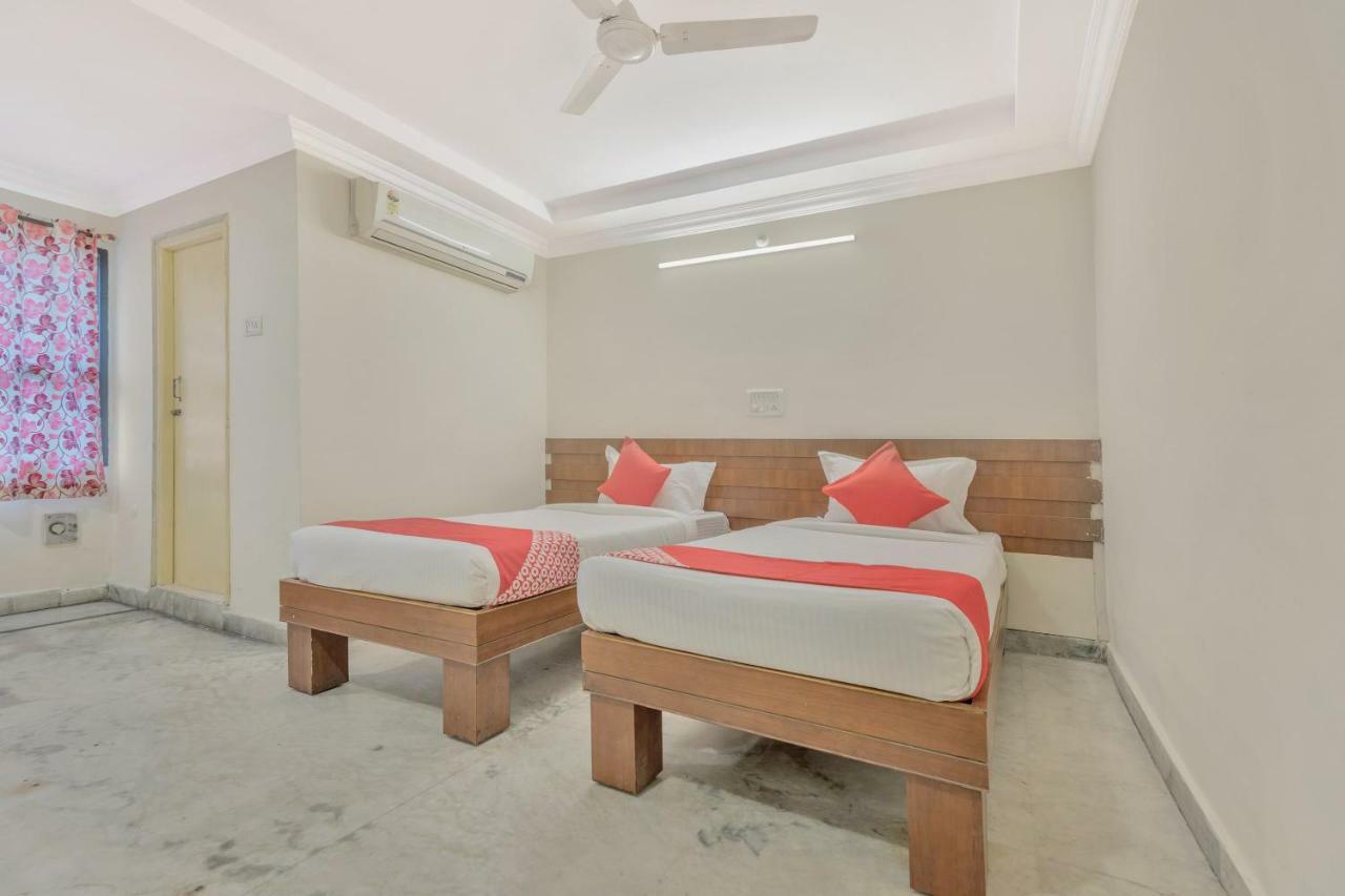 Oyo 11428 Hotel Krishna'S Residency Haidarábád Kültér fotó